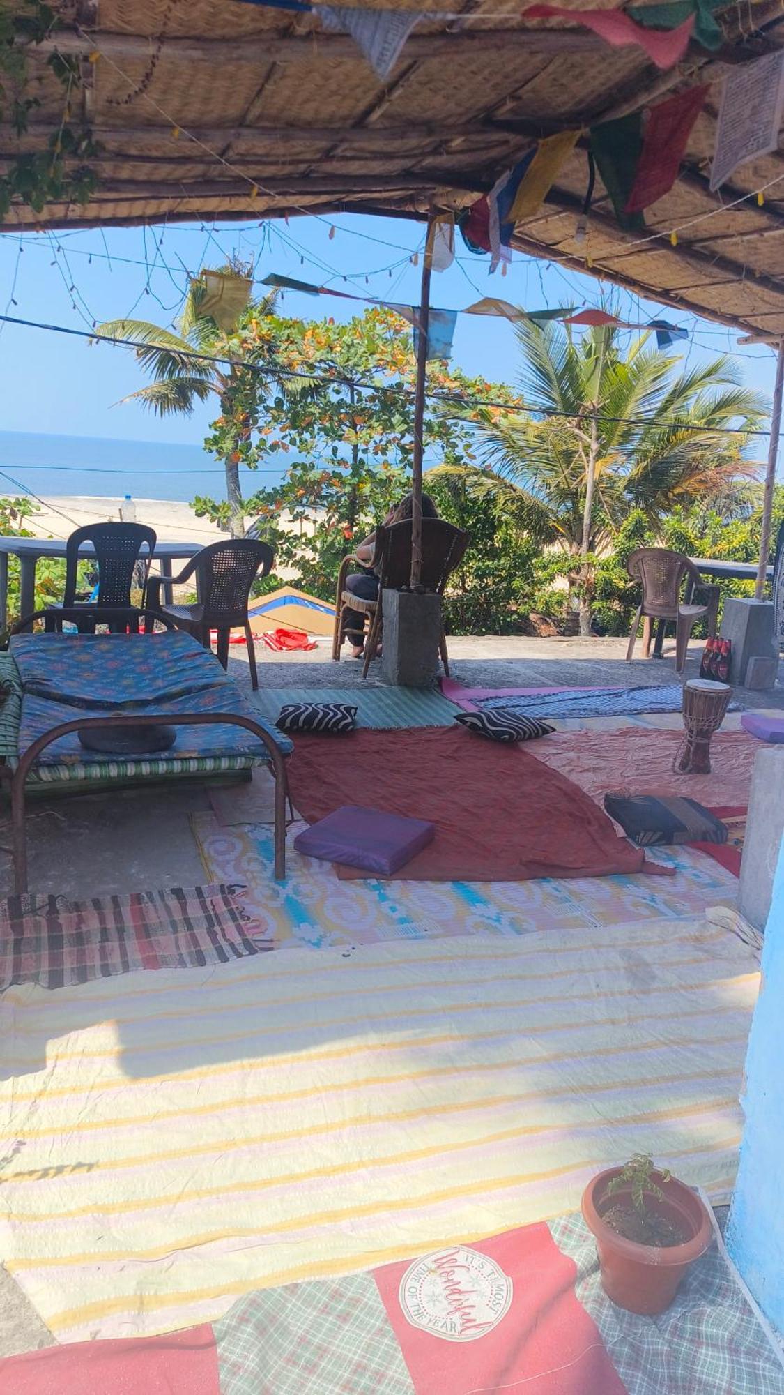 Peace And Love Beach Homestay Alappuzha Экстерьер фото
