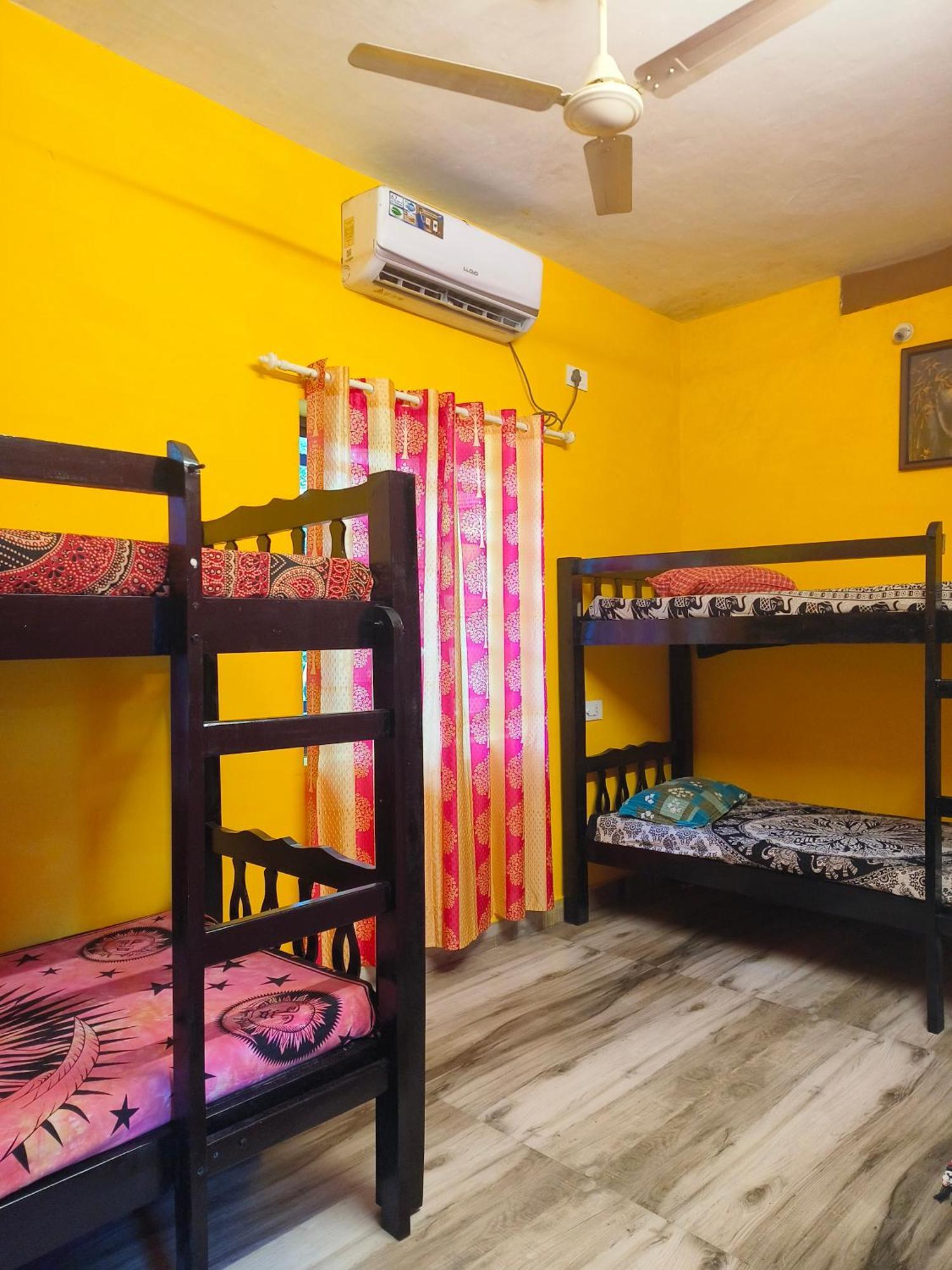 Peace And Love Beach Homestay Alappuzha Экстерьер фото