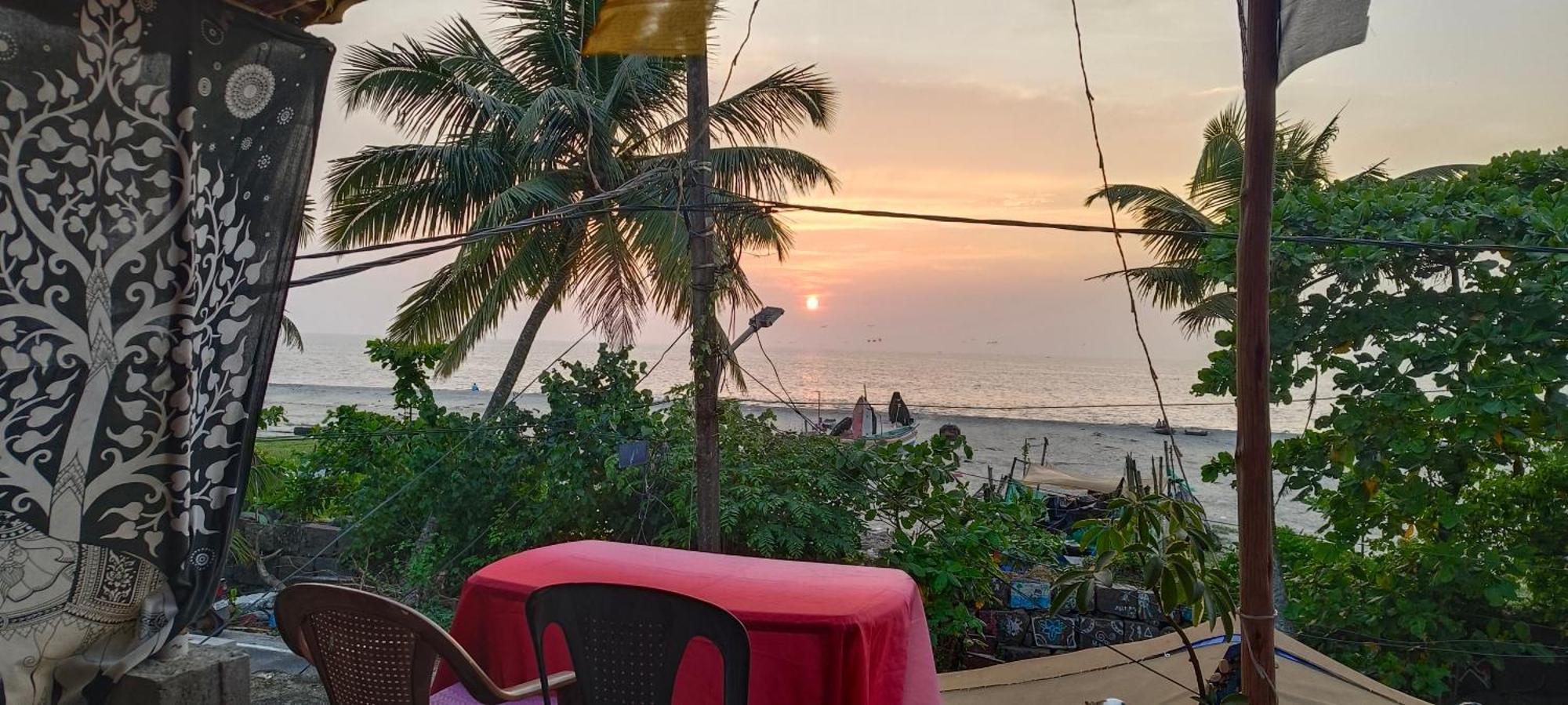 Peace And Love Beach Homestay Alappuzha Экстерьер фото