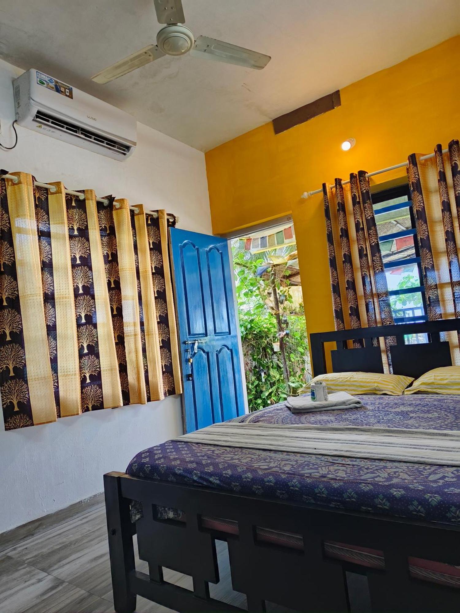Peace And Love Beach Homestay Alappuzha Экстерьер фото